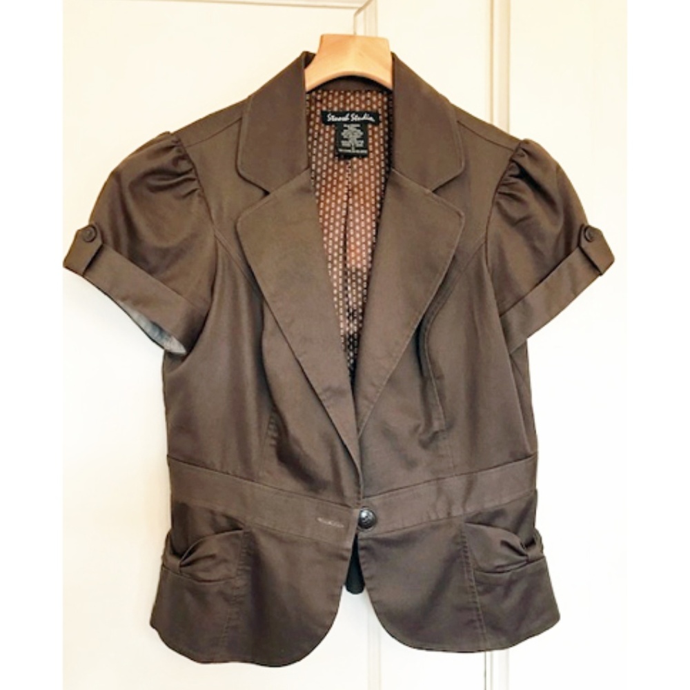 Brown Short Sleeve Jacket Size M